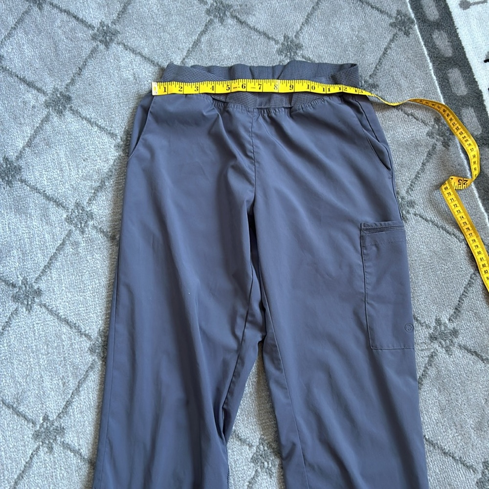 FIT SCRUBS - Picture 5 of 8